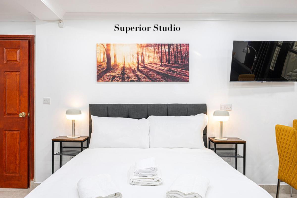 Stylish Apartment Kensington Londra Esterno foto
