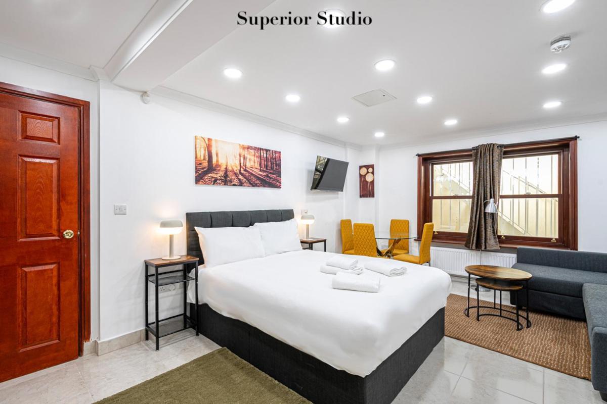 Stylish Apartment Kensington Londra Esterno foto