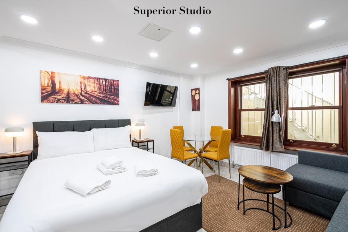 Stylish Apartment Kensington Londra Esterno foto